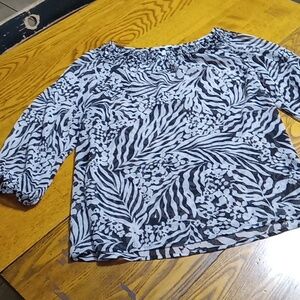 CHARTER CLUB Womens SHEER Top Shirt Blouse Floral Preowned Sleeve Black White